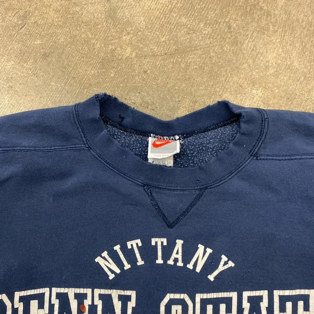 Vintage 90s Penn State Nittany Lions Nike Center Swoosh Distressed Crewneck XL